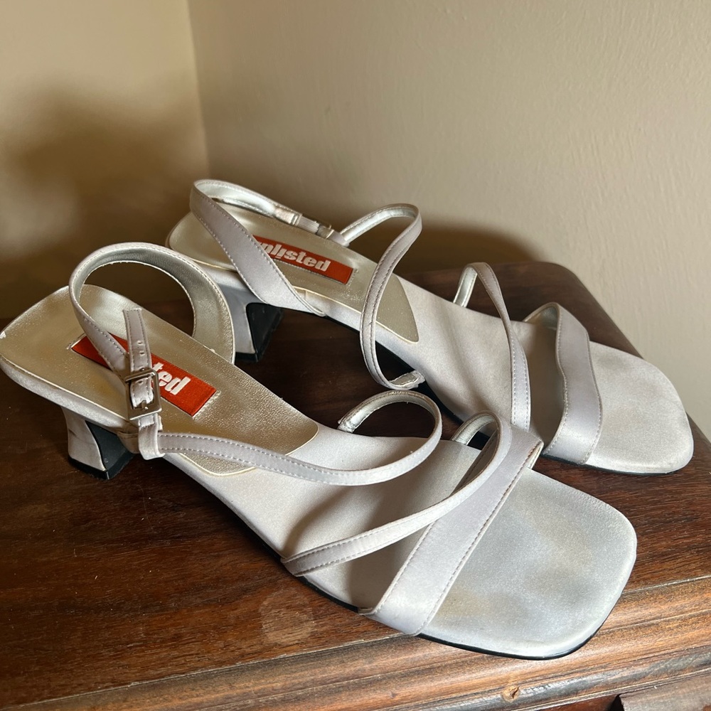 Y2k Strappy Unlisted brand heels 10